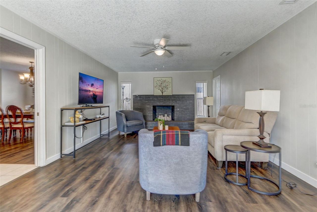 423 Oak Hill Drive , Altamonte Springs, FL 32701 Photo