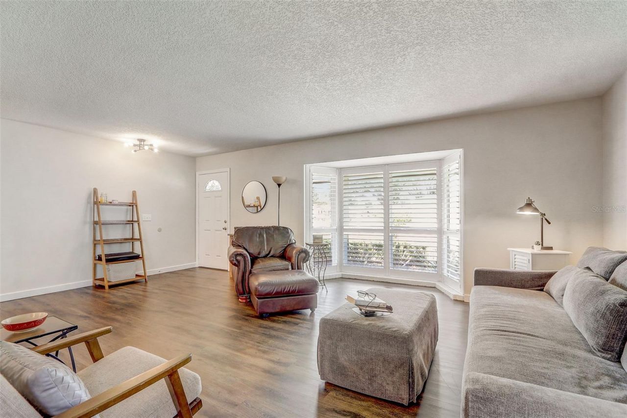 423 Oak Hill Drive , Altamonte Springs, FL 32701 Photo