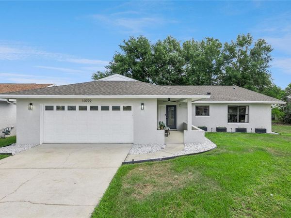 10792 LAZY LAKE DRIVE , ORLANDO, FL 32821