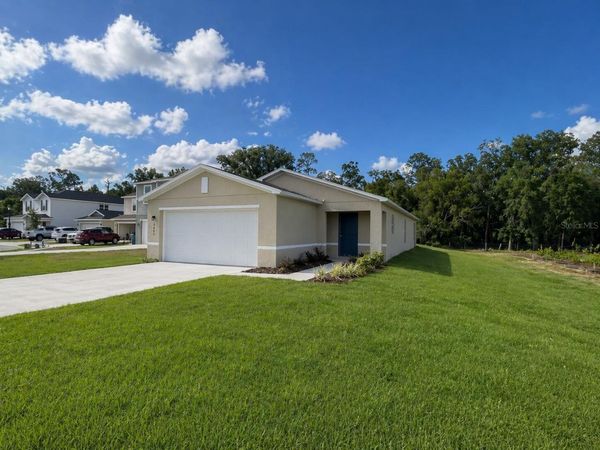 2093 GOLDEN BEAK DRIVE , EAGLE LAKE, FL 33839