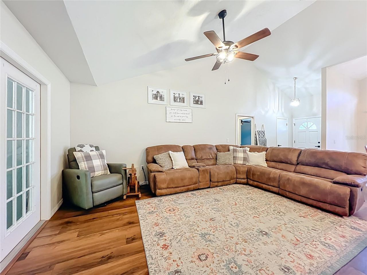 390 W Olympia Street , Hernando, FL 34442 Photo