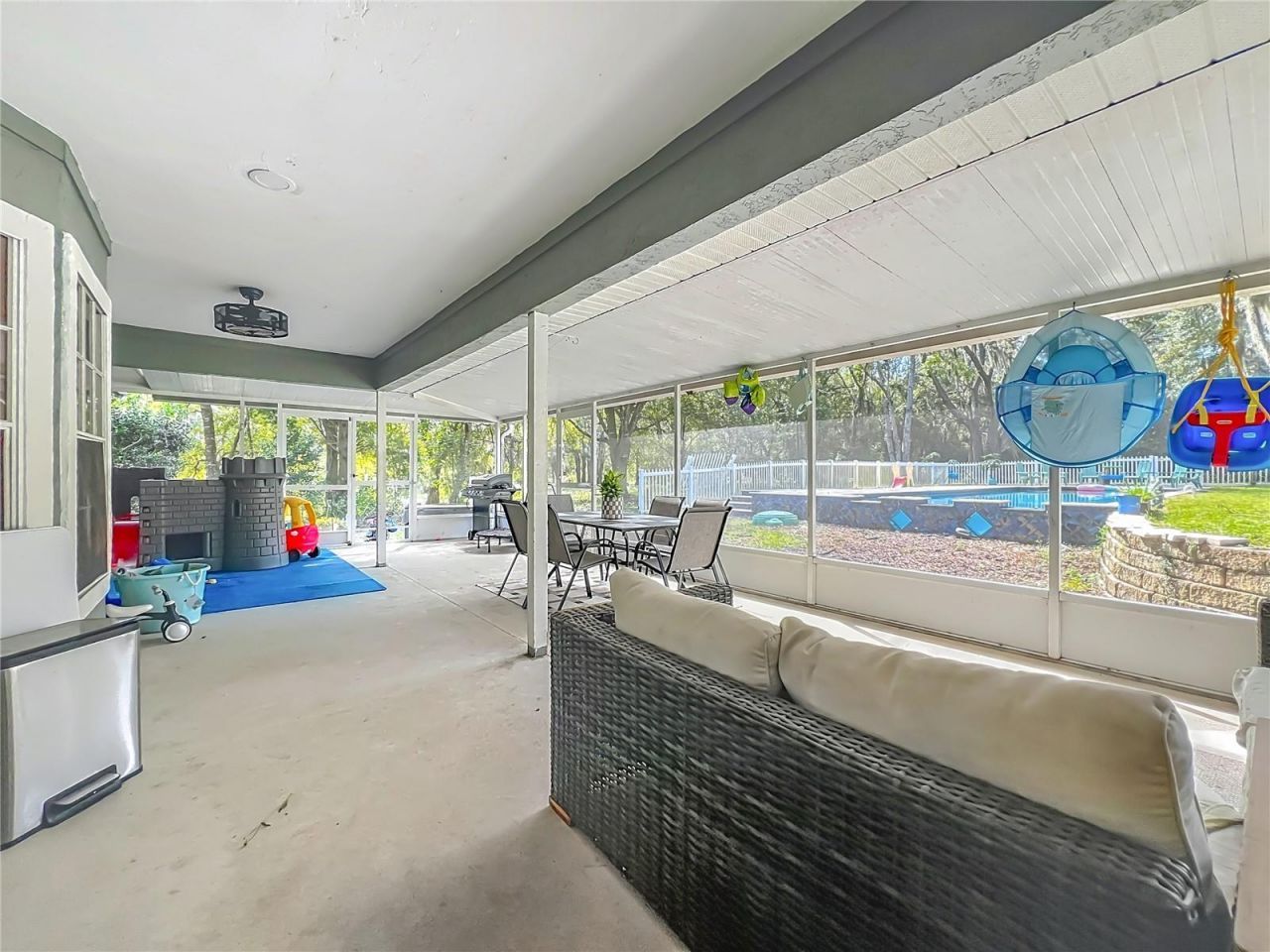 390 W Olympia Street , Hernando, FL 34442 Photo