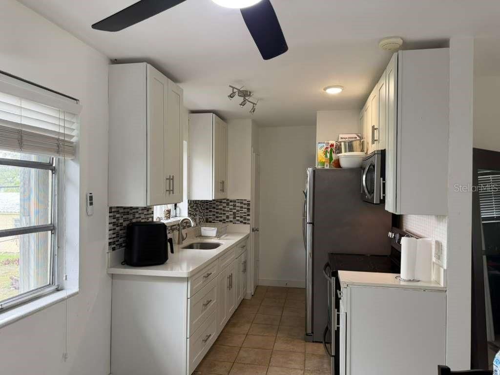 1710 Mckinley Street, Unit 16, Hollywood, FL 33020 Photo