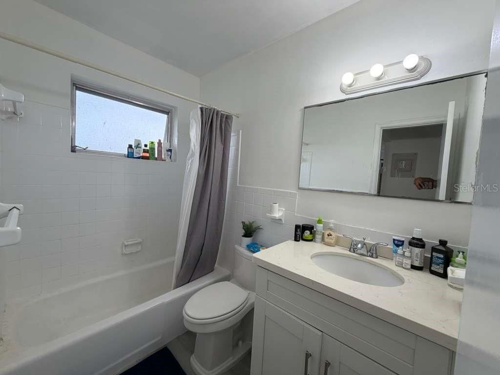 1710 Mckinley Street, Unit 16, Hollywood, FL 33020 Photo