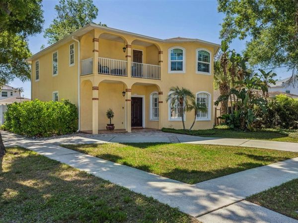 219 N EXCELDA AVENUE, TAMPA, FL 33609