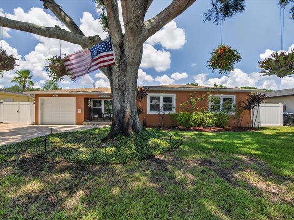 3779 BENSON AVENUE N, ST PETERSBURG, FL 33713
