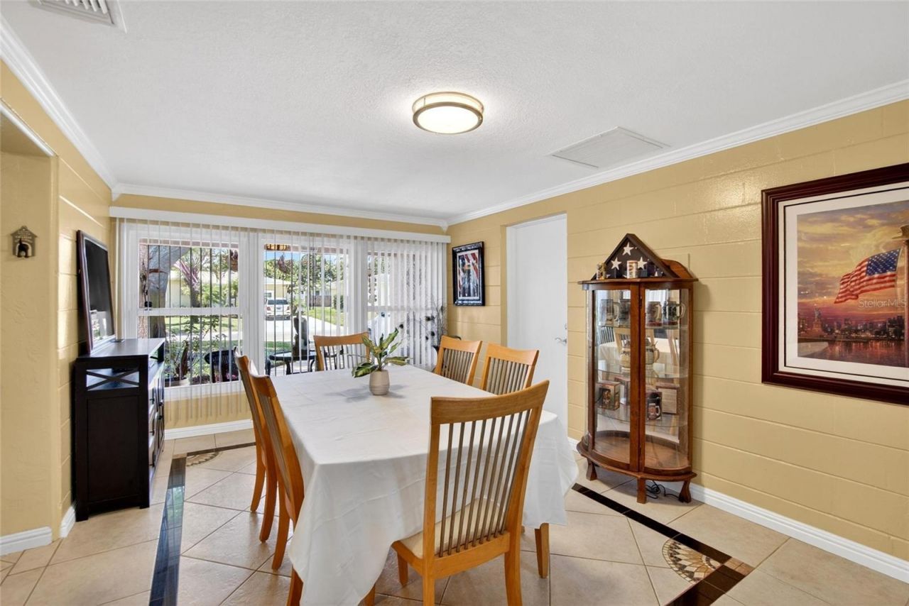 3779 Benson Avenue N, Saint Petersburg, FL 33713 Photo