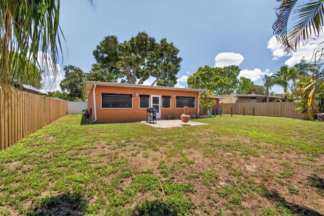 3779 Benson Avenue N, Saint Petersburg, FL 33713 Photo