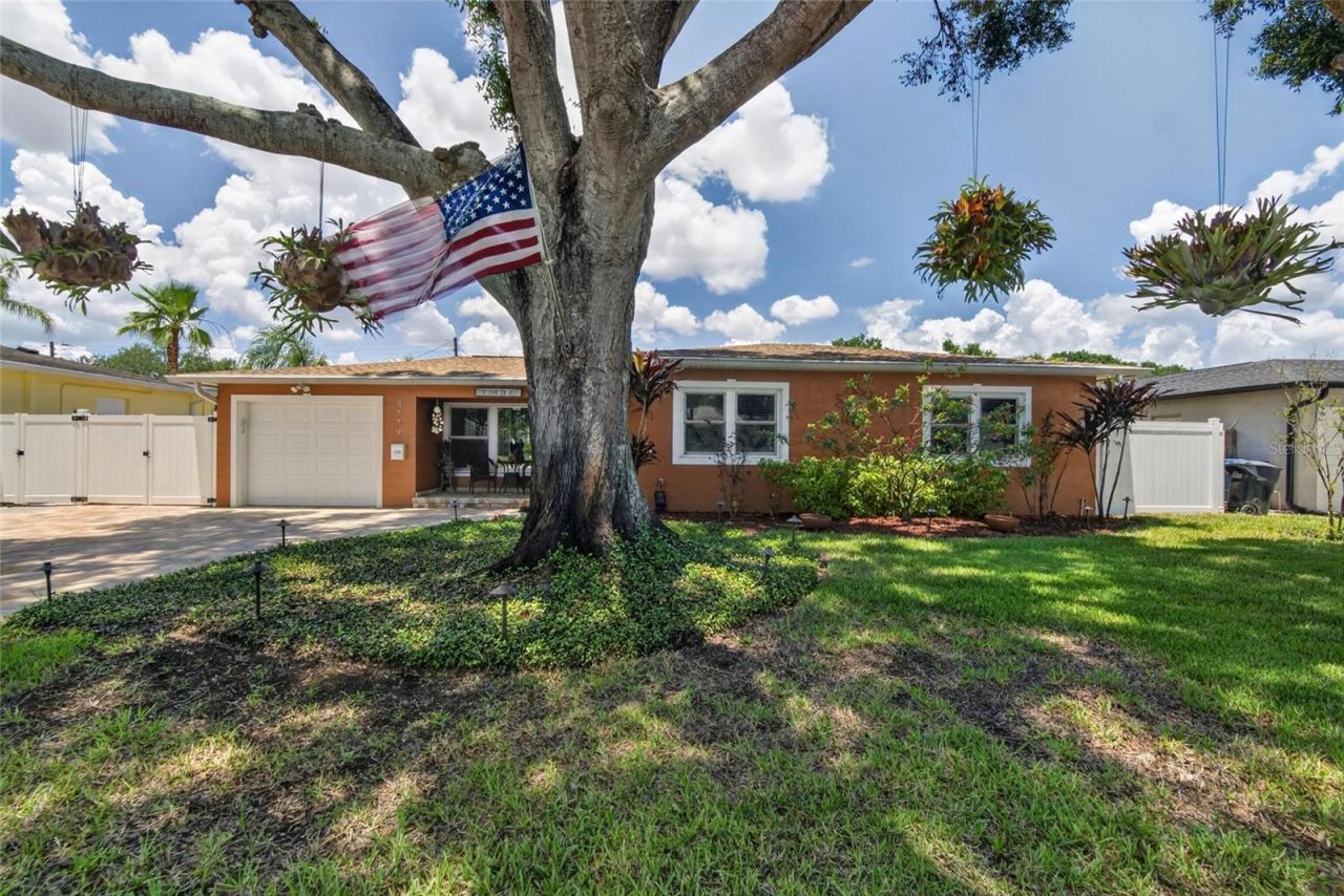 3779 Benson Avenue N, Saint Petersburg, FL 33713 Photo