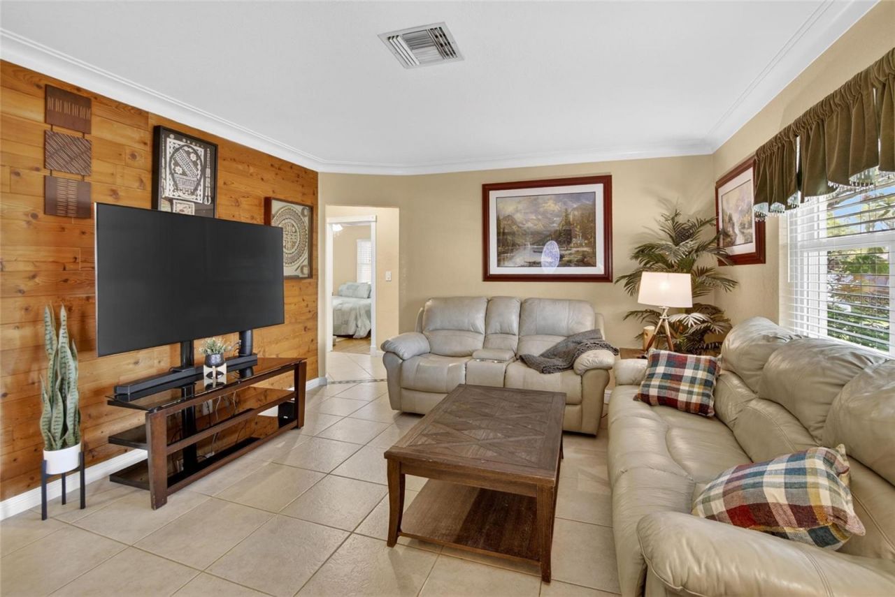 3779 Benson Avenue N, Saint Petersburg, FL 33713 Photo