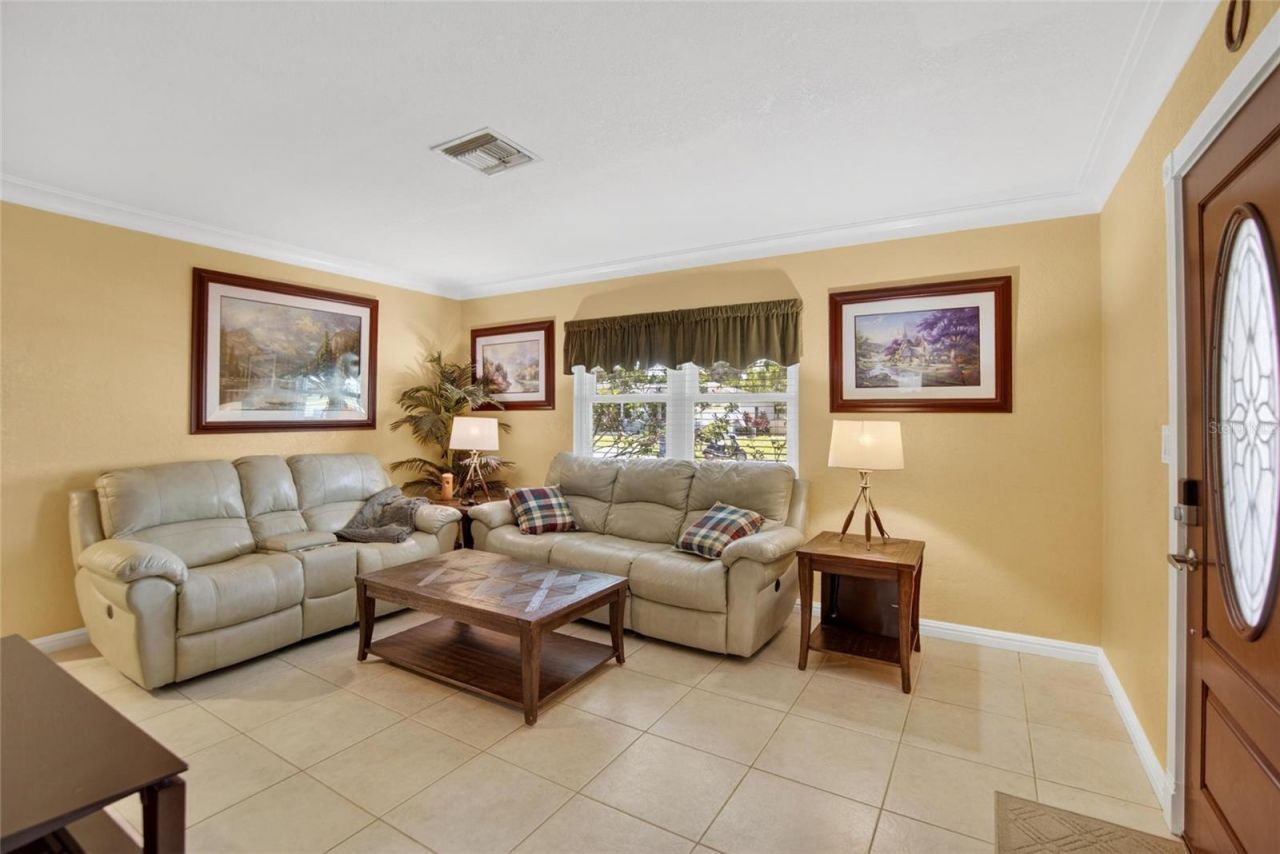 3779 Benson Avenue N, Saint Petersburg, FL 33713 Photo