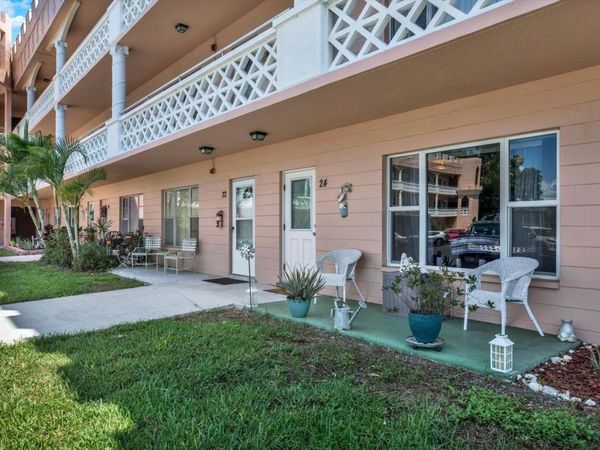 2458 COLUMBIA DRIVE , Unit 24, CLEARWATER, FL 33763