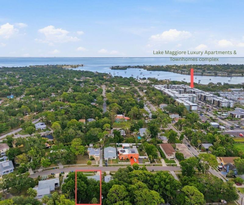 2855 Valencia Way S, Saint Petersburg, FL 33705 Photo