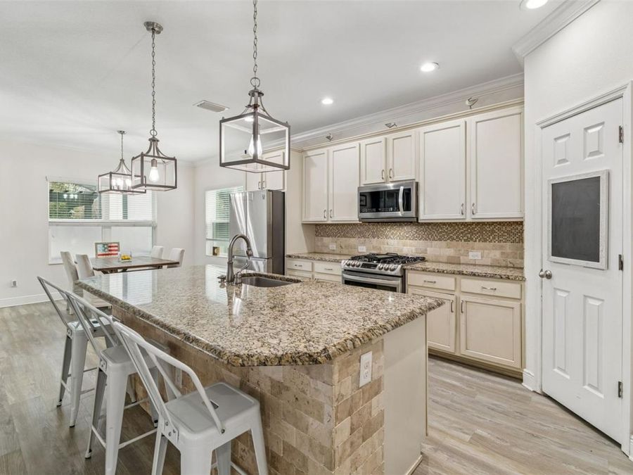 Property Image 16