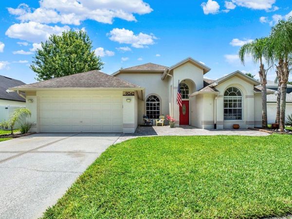 9042 BRELAND DRIVE, TAMPA, FL 33626