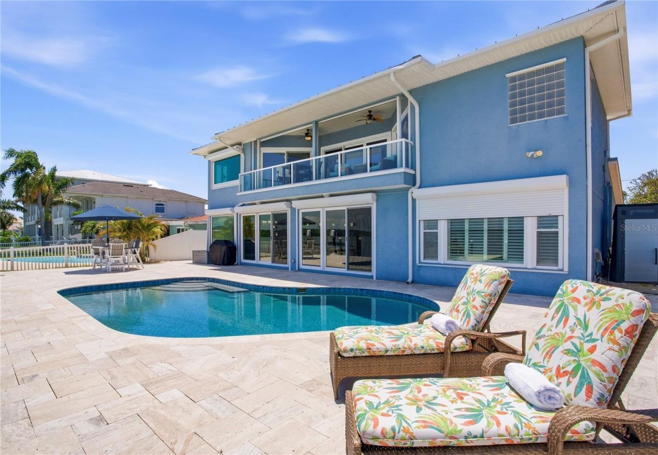 547 Johns Pass Avenue, Madeira Beach, FL 33708 Photo