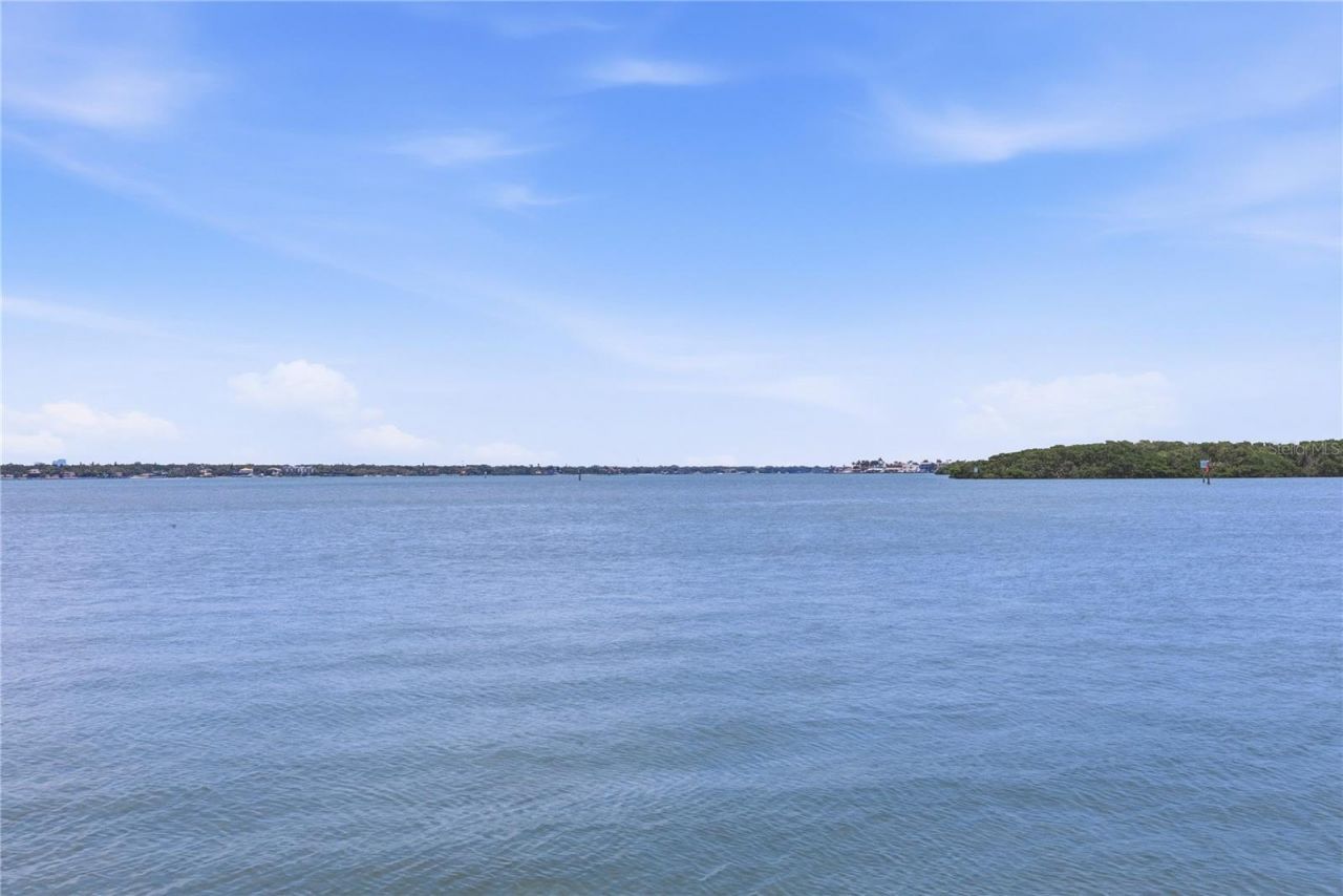 547 Johns Pass Avenue, Madeira Beach, FL 33708 Photo
