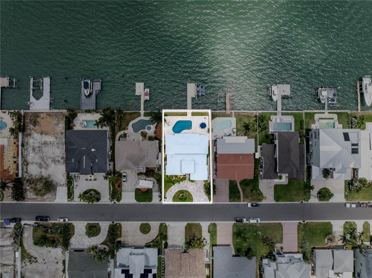 547 Johns Pass Avenue, Madeira Beach, FL 33708 Photo
