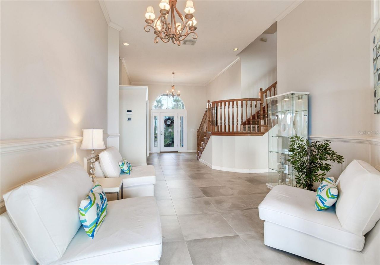 330 173rd Avenue E, North Redington Beach, FL 33708 Photo