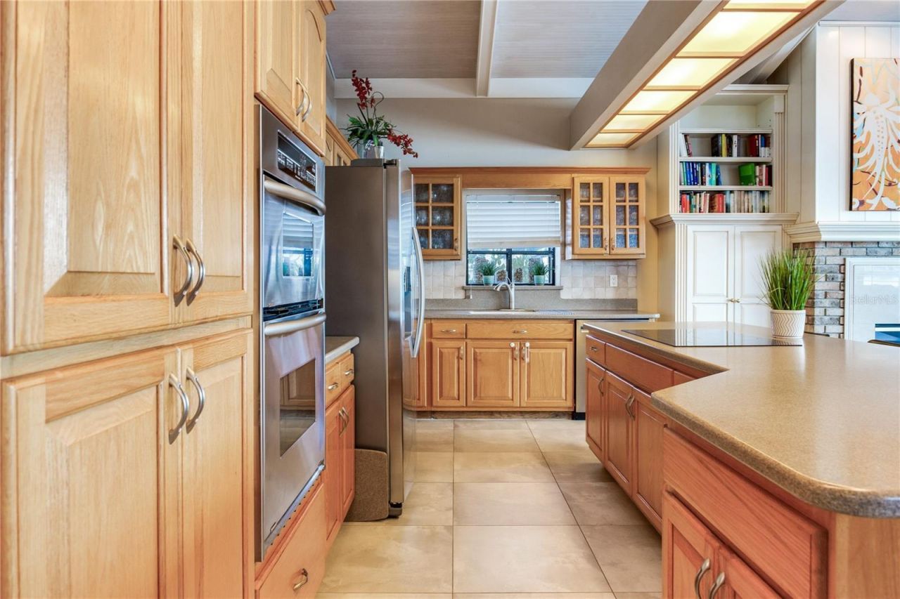 330 173rd Avenue E, North Redington Beach, FL 33708 Photo