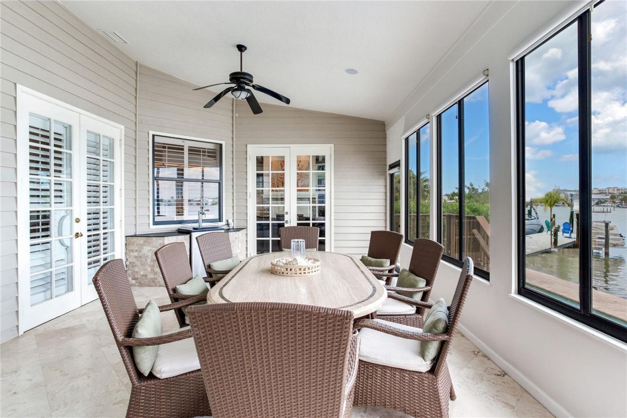 330 173rd Avenue E, North Redington Beach, FL 33708 Photo