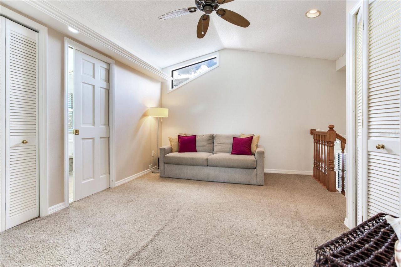 330 173rd Avenue E, North Redington Beach, FL 33708 Photo