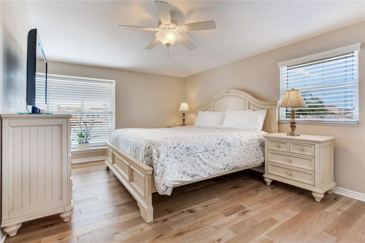 330 173rd Avenue E, North Redington Beach, FL 33708 Photo