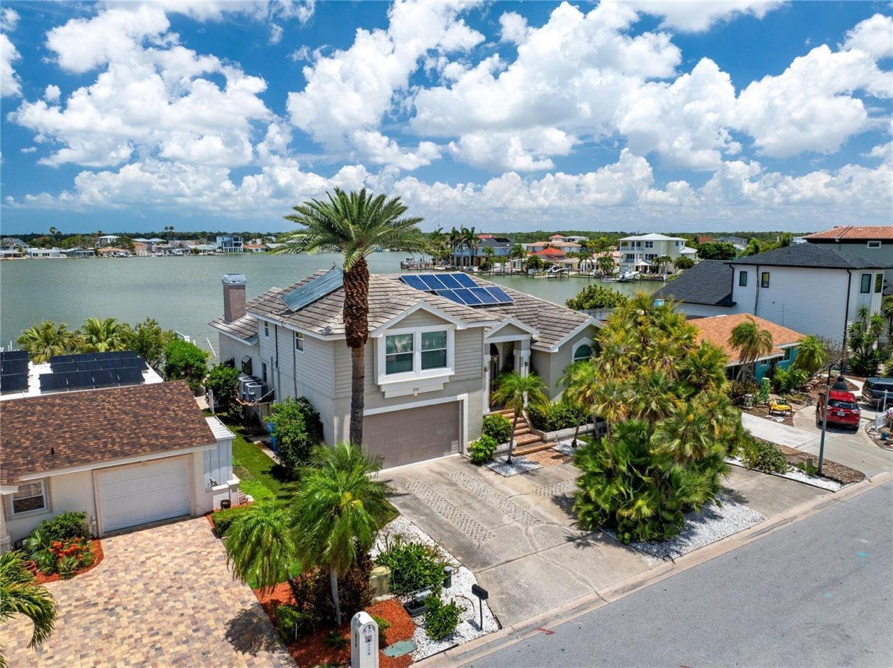 330 173rd Avenue E, North Redington Beach, FL 33708 Photo
