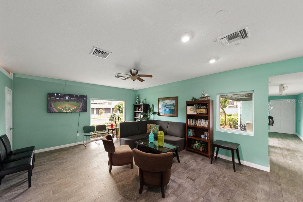 195 114th Avenue Ne, Unit 195, Saint Petersburg, FL 33716 Photo