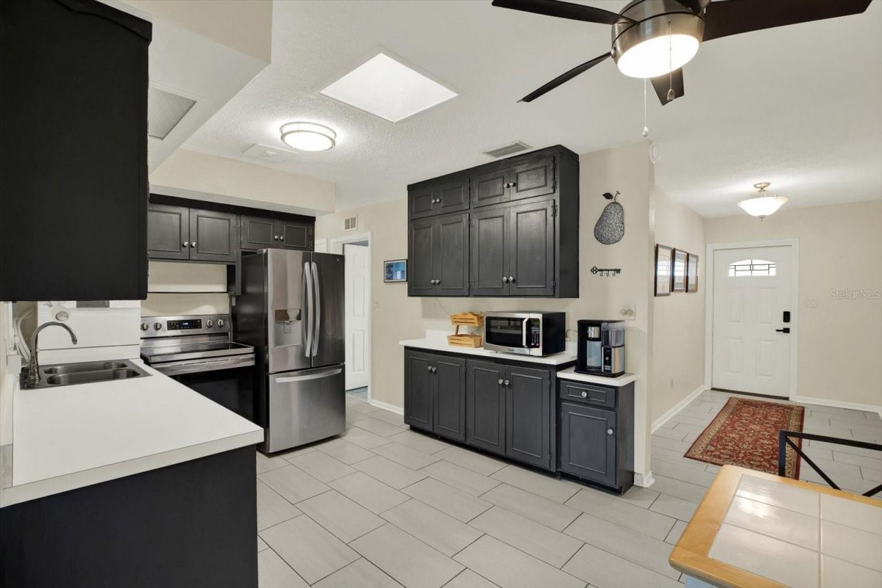 6240 39th Avenue N, Saint Petersburg, FL 33709 Photo