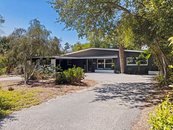 2700 DESOTO WAY S, ST PETERSBURG, FL 33712