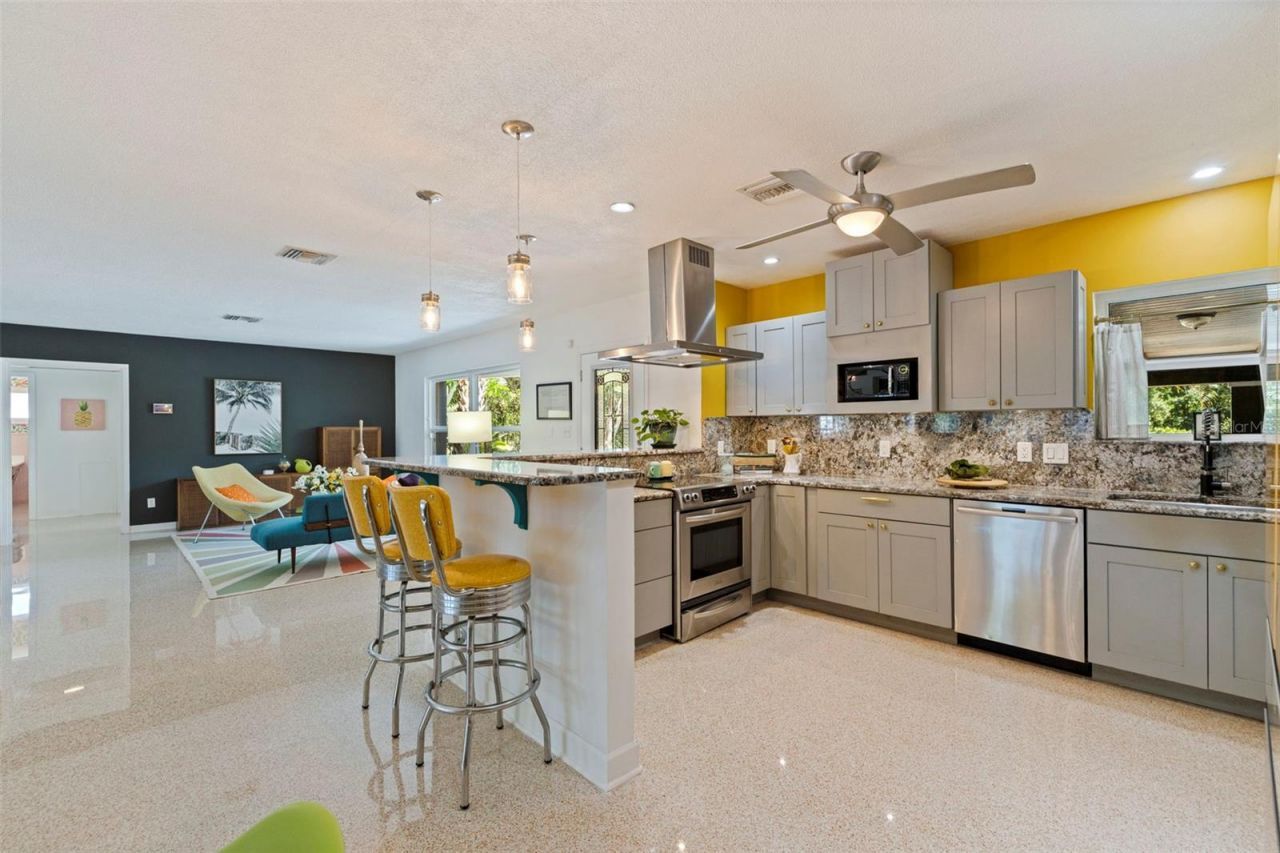 2700 Desoto Way S, Saint Petersburg, FL 33712 Photo