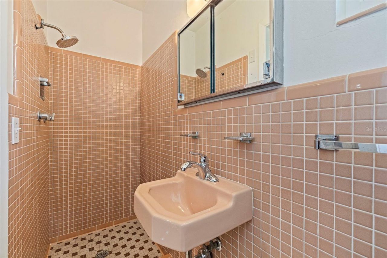 2700 Desoto Way S, Saint Petersburg, FL 33712 Photo