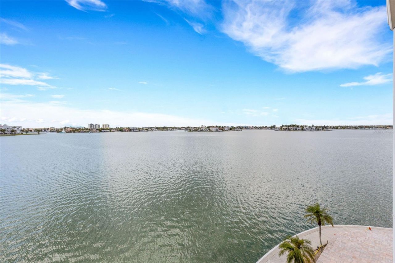 7665 Sun Island Drive S, Unit 407, South Pasadena, FL 33707 Photo