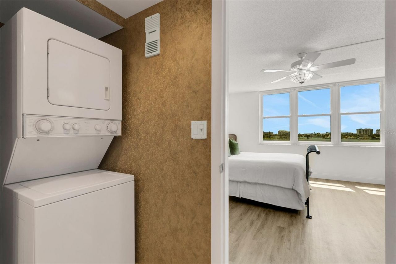 7665 Sun Island Drive S, Unit 407, South Pasadena, FL 33707 Photo