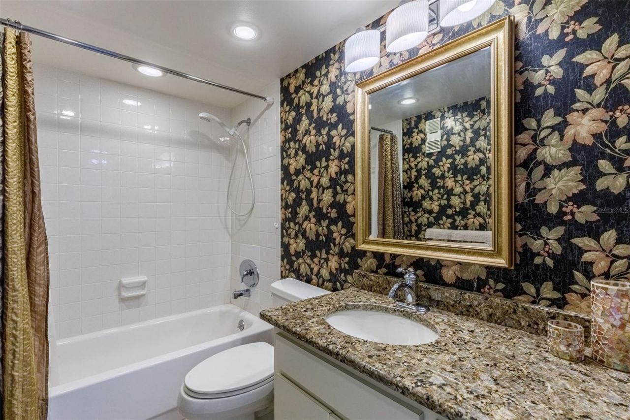 7665 Sun Island Drive S, Unit 407, South Pasadena, FL 33707 Photo