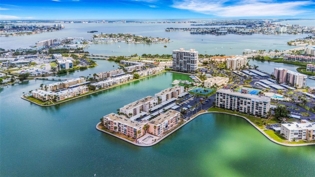 7665 Sun Island Drive S, Unit 407, South Pasadena, FL 33707 Photo