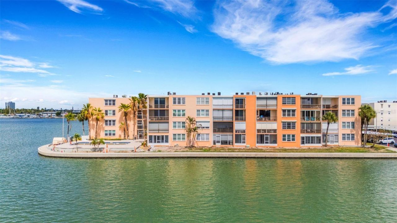 7665 Sun Island Drive S, Unit 407, South Pasadena, FL 33707 Photo