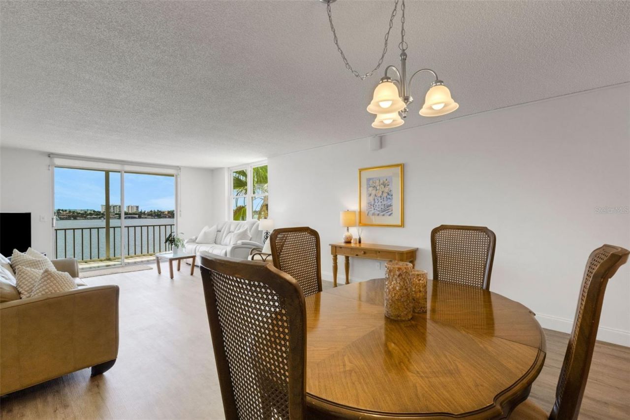 7665 Sun Island Drive S, Unit 407, South Pasadena, FL 33707 Photo