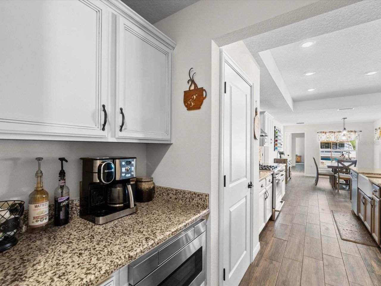 11051 Mirage Avenue , Weeki Wachee, FL 34614 Photo