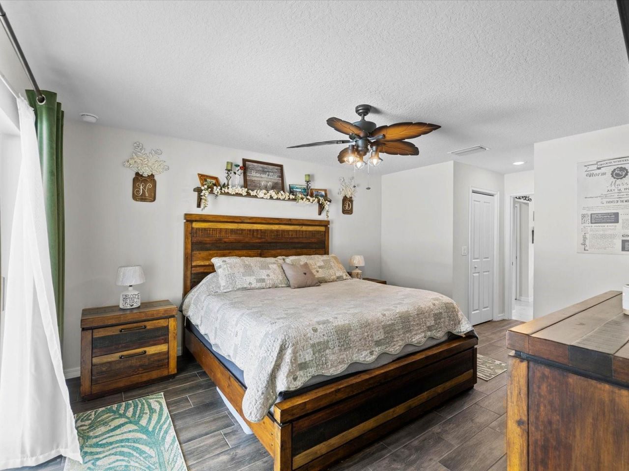 11051 Mirage Avenue , Weeki Wachee, FL 34614 Photo