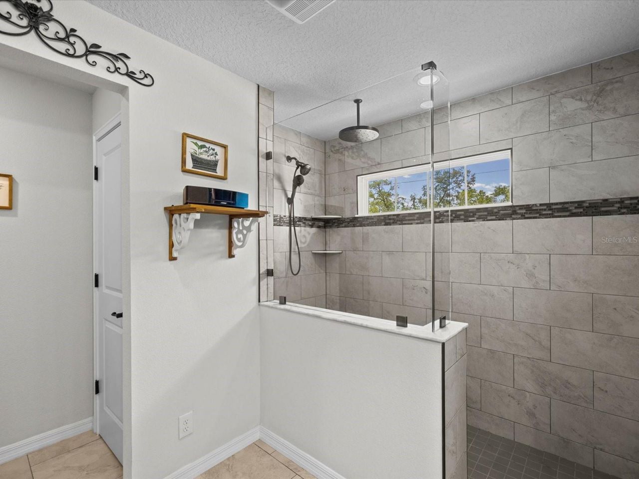 11051 Mirage Avenue , Weeki Wachee, FL 34614 Photo