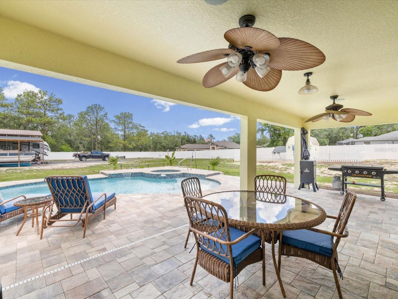 11051 Mirage Avenue , Weeki Wachee, FL 34614 Photo
