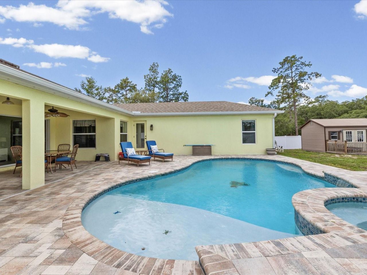 11051 Mirage Avenue , Weeki Wachee, FL 34614 Photo