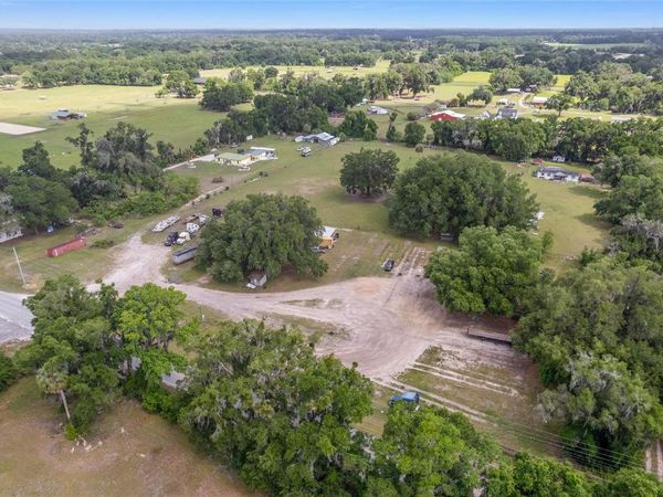 1751 E HIGHWAY 329, CITRA, FL 32113