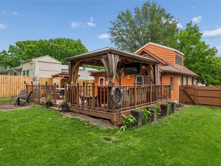 Property Image 28