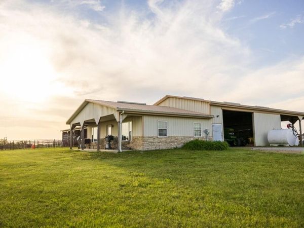 2747 570th Road, Albany, MO 64402
