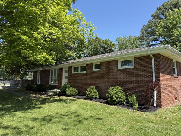 201 Brandywine Dr , Clarksville, TN 37042