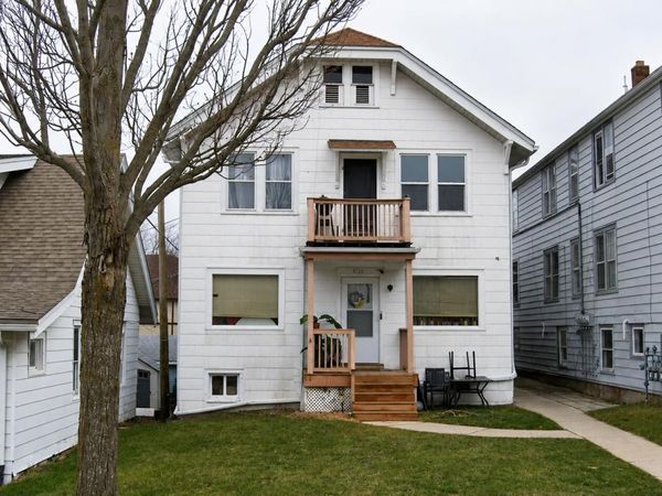 8726 W Mitchell St, West Allis, WI 53214