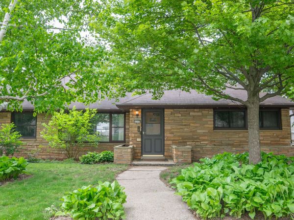 4447 W Midland Dr, Milwaukee, WI 53219